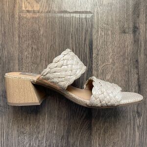 *NWOT* Dolce Vita Woven Heeled Sandals Size 6